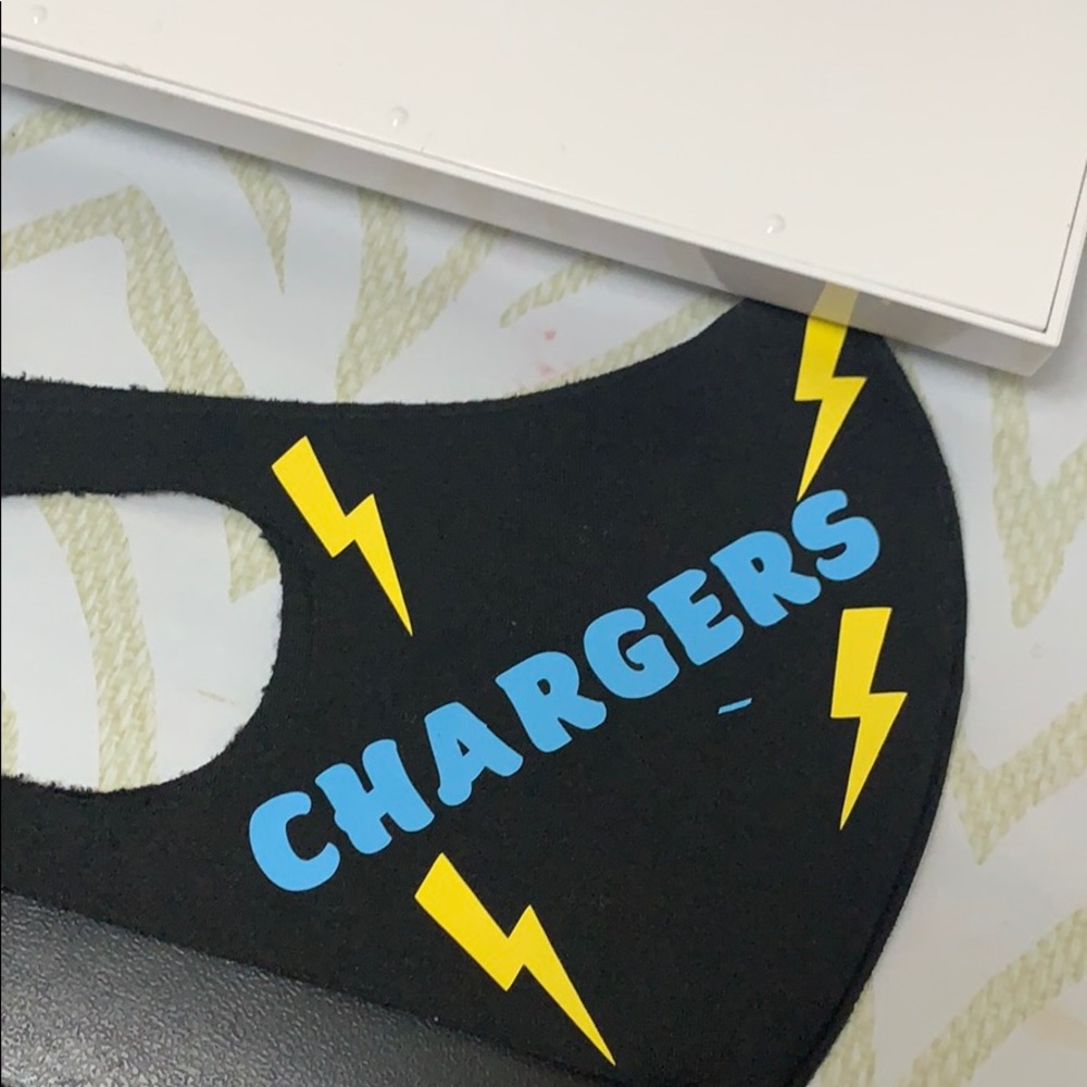 Facemask NFL Los Angeles chargers